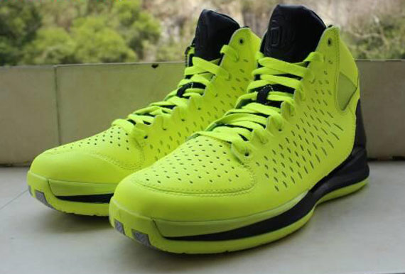 Adidas Rose 3 Electricity 11