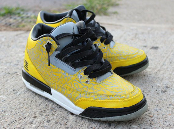 Air Jordan III "Flip Tokyo" Customs by EBreez3