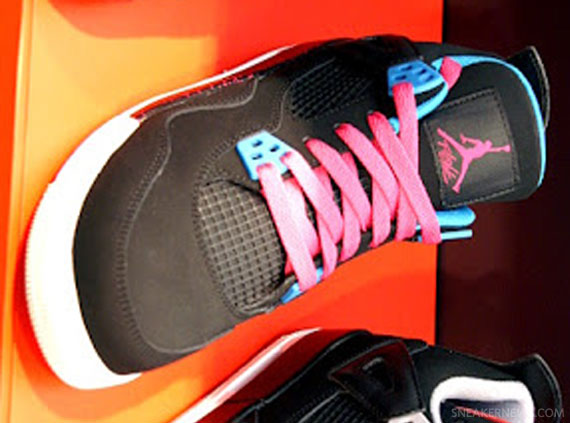 Air Jordan IV GS - Black - Dynamic Blue - Vivid Pink