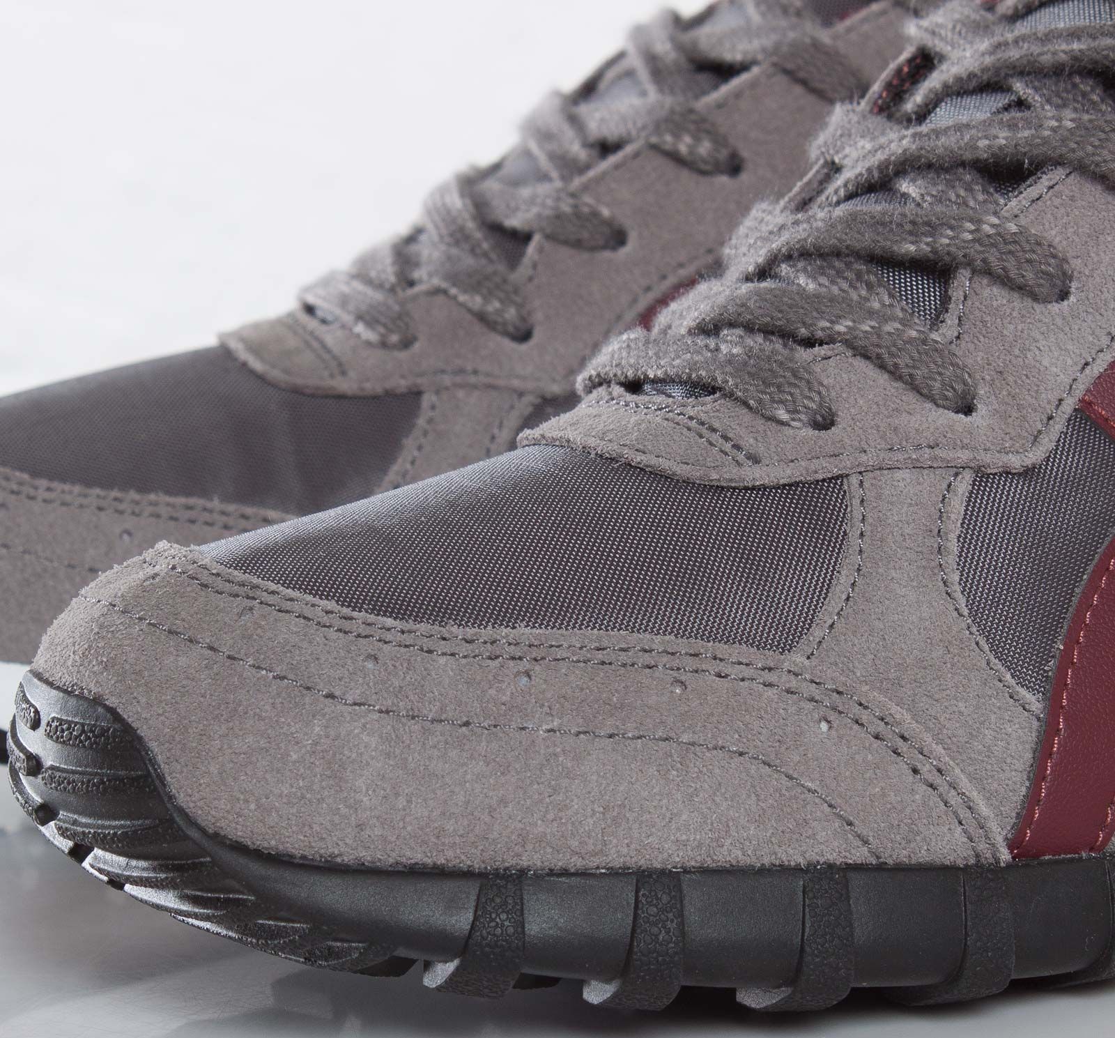 Asics Onitsuka Tiger Colorad 85 Bordeaux 04