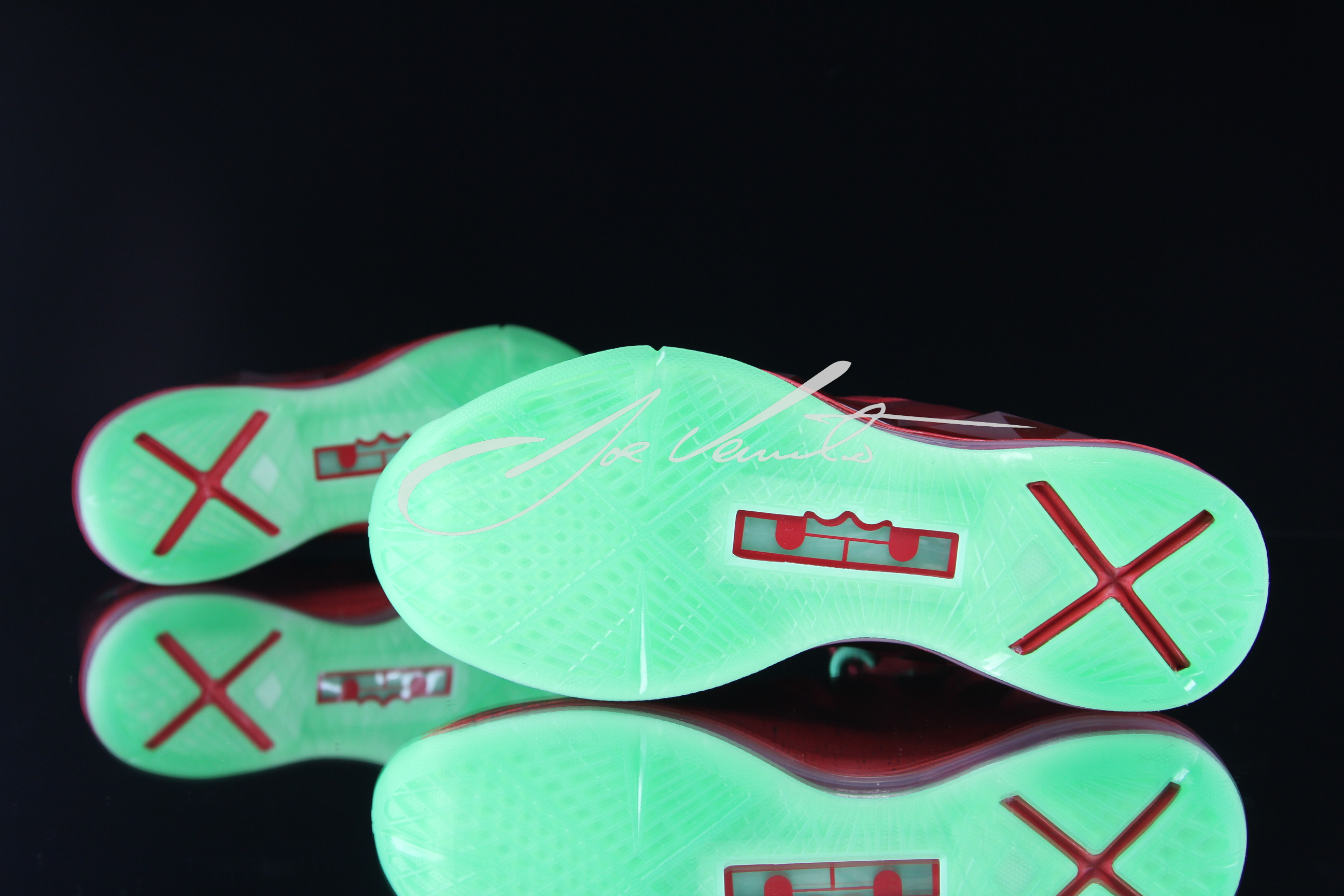 Christmas Nike Lebron X 10