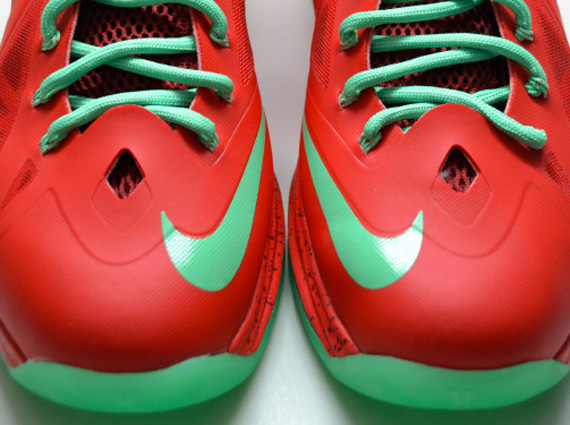 Christmas Nike Lebron X