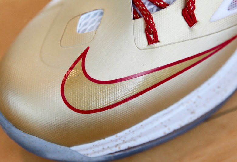 Nike LeBron X – Gold “MVP/Champ” PE