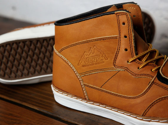 Horween x Vans Vault Mountain Edition Decon LX "Catcher's Mitt"