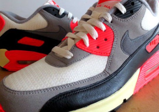 “Infrared” Nike Air Max 90 VNTG