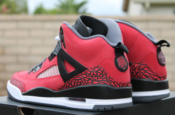 Jordan Spizike Gym Red Releasing 11