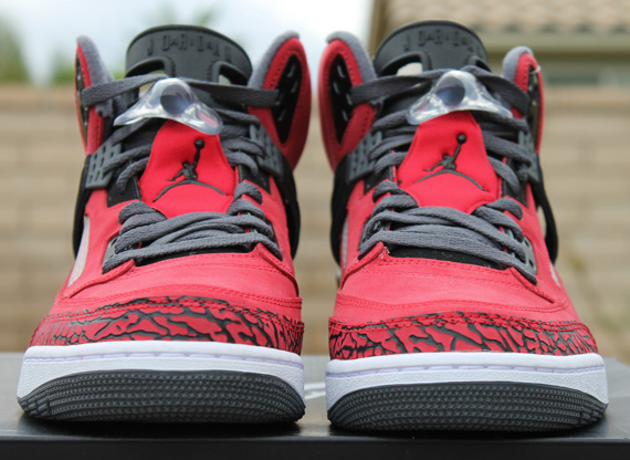 Jordan Spizike Gym Red Releasing 3