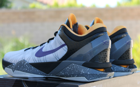 Kobe Vii Purple Gold 0