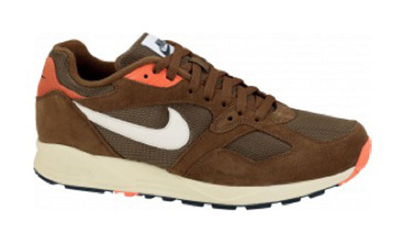 Nike Air Base Ii Vntg Brown Orange