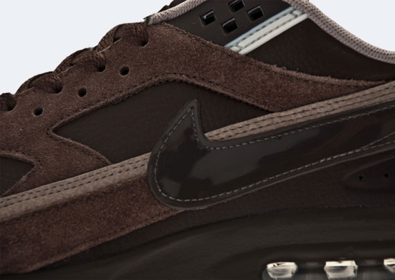 Nike Air Classic BW “Baroque Brown”