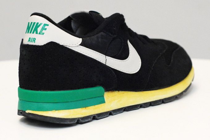 Nike Air Epic Black White Green 3