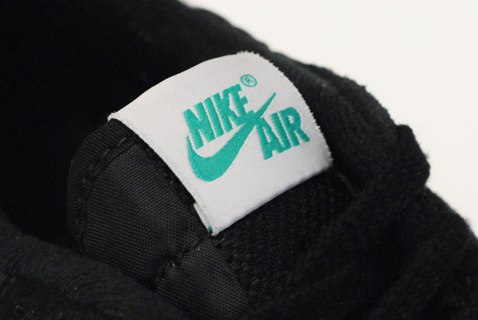 Nike Air Epic Black White Green 6