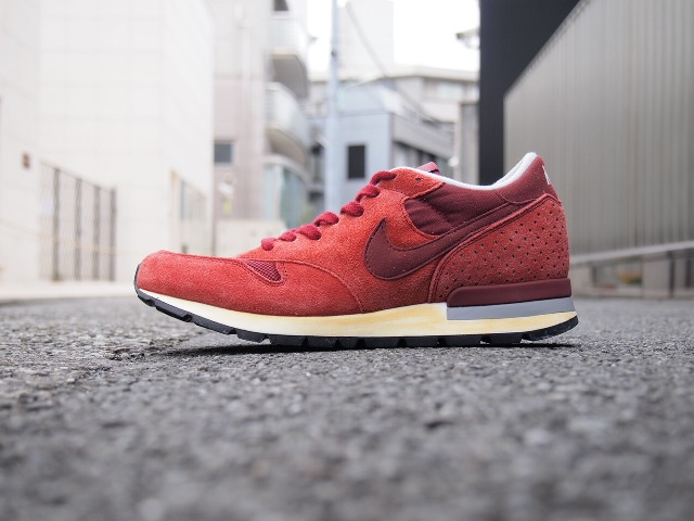 Nike Air Epic Vntg Holiday 2012 4