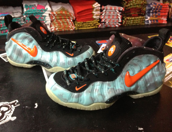 Nike Air Foamposite Pro Blake Griffin Galaxy Customs 2