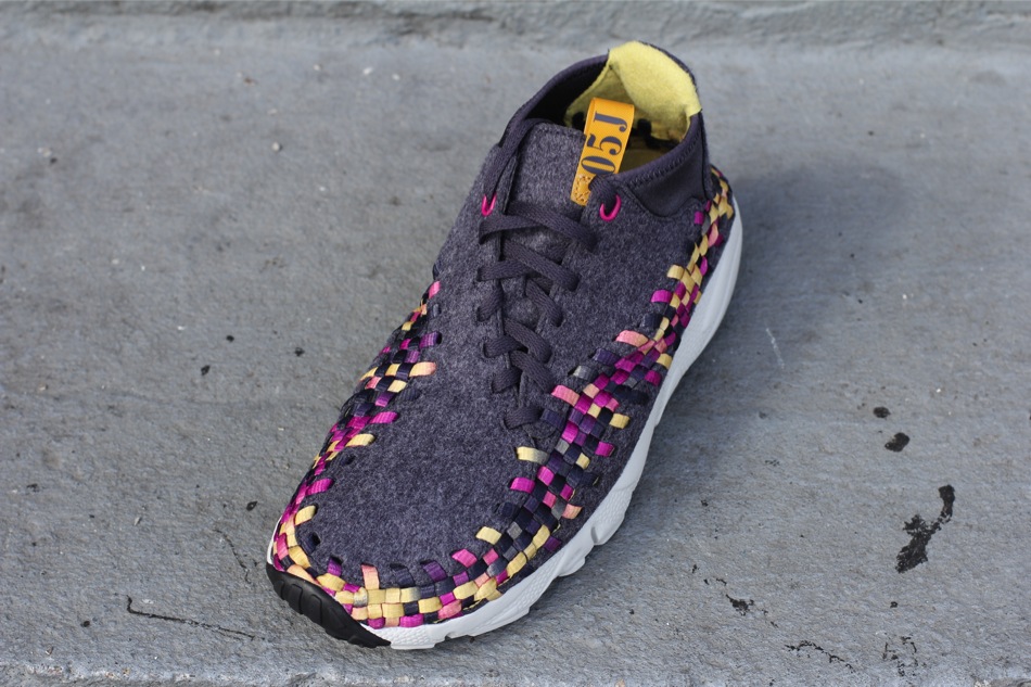 Nike Air Footscape Woven Chukka Gridiron 2