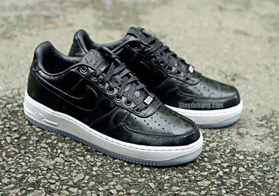 Nike Air Force 1 Low Xxx Supreme Black Camo 09