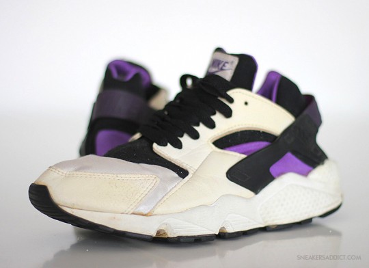 Nike Air Huarache White Black Purple Punch 3