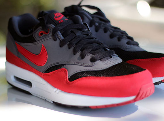 Nike Air Max 1 - Black - Red - Anthracite | Available