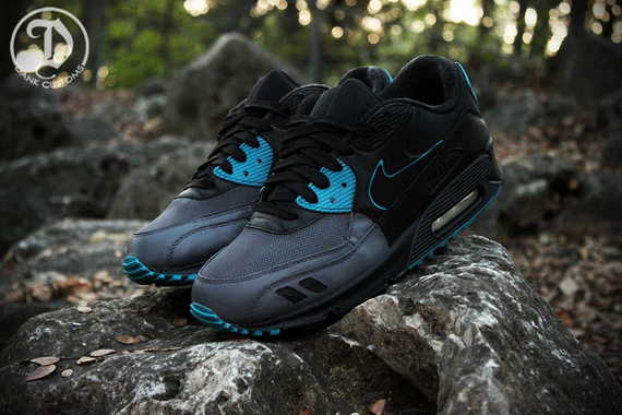 Nike Air Max 90 Leatherback Customs 3