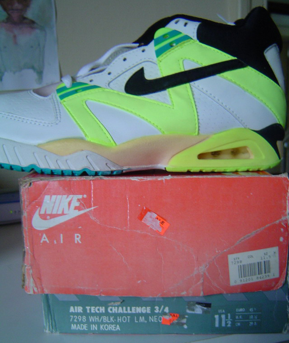 Nike Air Tech Challenge Box