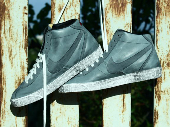 Nike Bruin Mid Premium VNTG “Cool Grey”