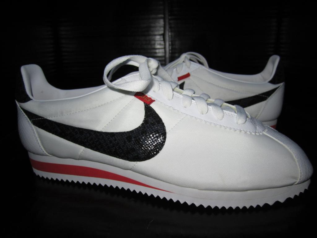 Nike Cortez Year Of The Snake 2013 Sample 08