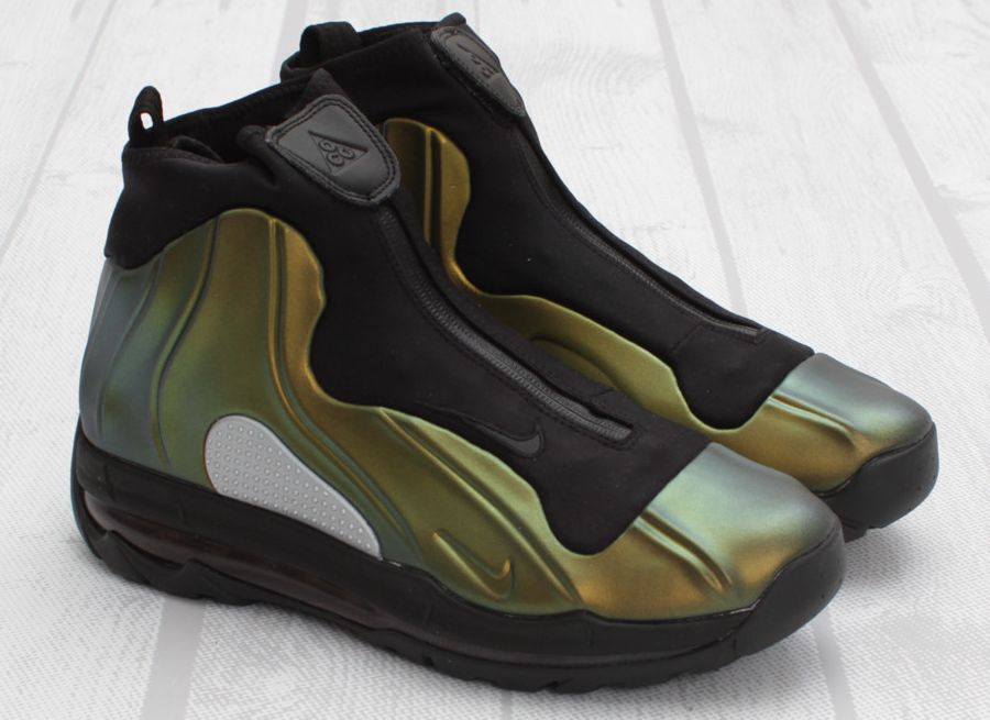 Nike I 95 Posite Max Metallic Gold 04