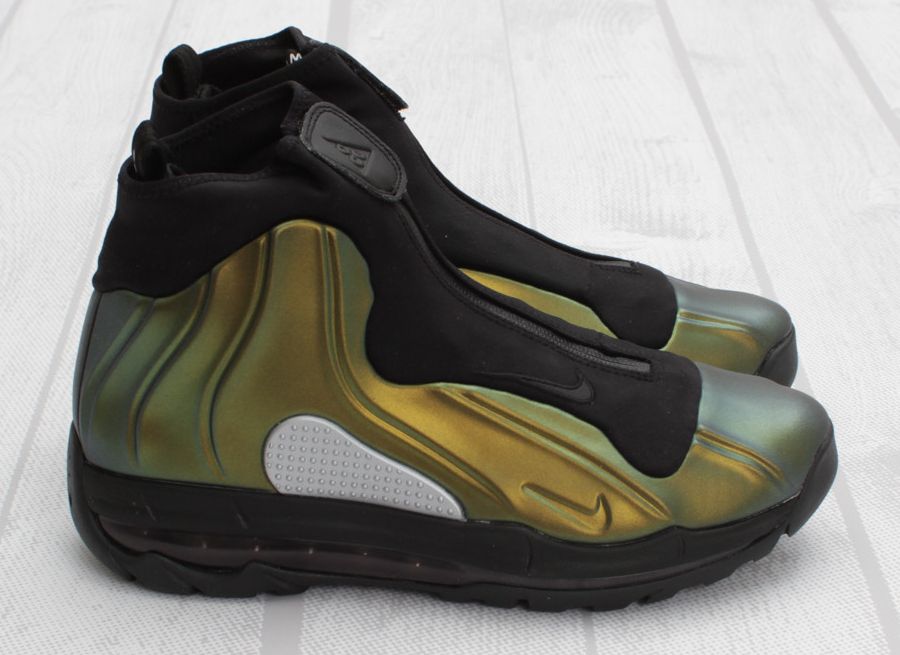 Nike I 95 Posite Max Metallic Gold 05