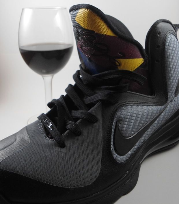 Nike Lebron 9 Bordeaux Just Beast 05