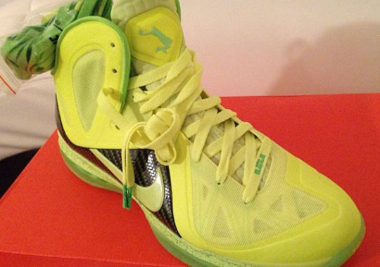 Nike LeBron 9 Elite “Volt Dunkman”