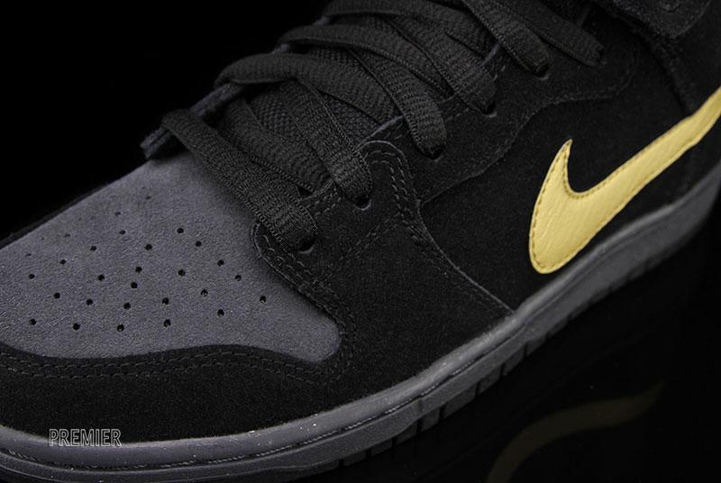 Nike Sb Dunk Mid Pro Dark Obsidian Thunder Blue Sail Metallic Gold 4