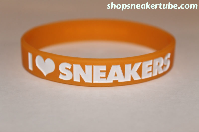 Sneakertube Breast Cancer Bands 3