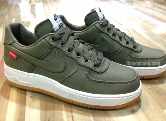 Supreme X Nike Air Force 1 Low Olive 10