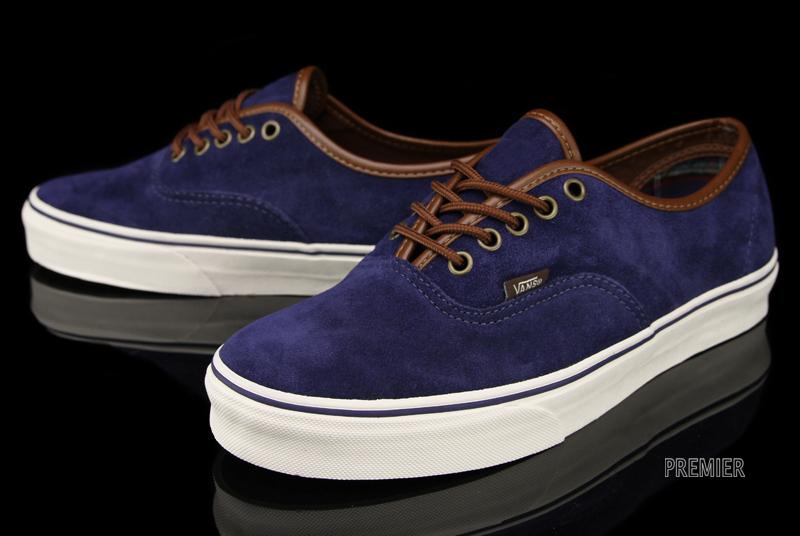 Vans Authentic Navy Suede 2