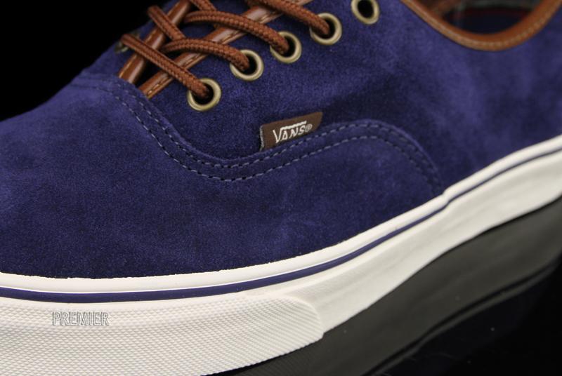 Vans Authentic Navy Suede 4
