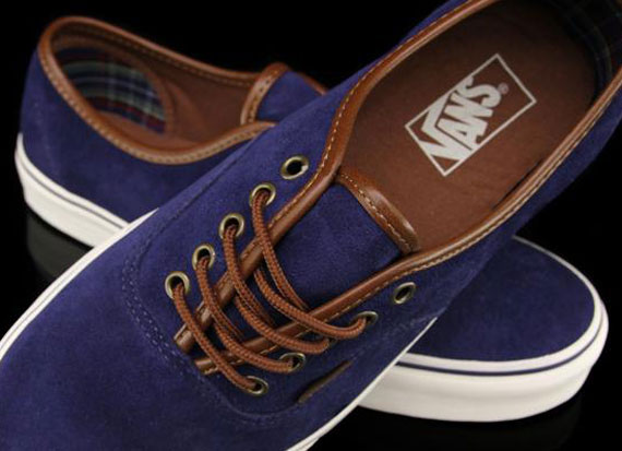 Vans Authentic “Peacoat”