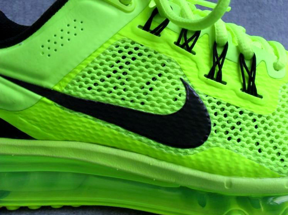 Nike Air Max 2013 Volt 2