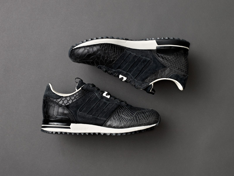 Adidas Consortium Zx700 Sns Productshot2
