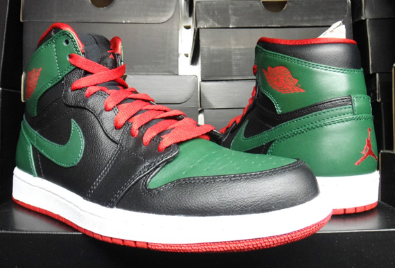 Air Jordan 1 Black Gym Red Gorge Green Gucci 4