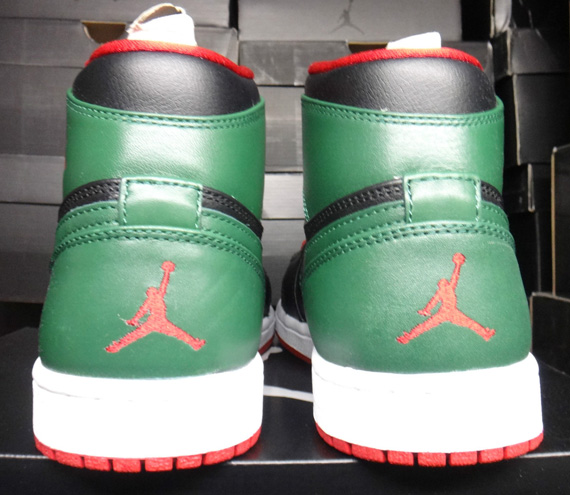 Air Jordan 1 Black Gym Red Gorge Green Gucci 5