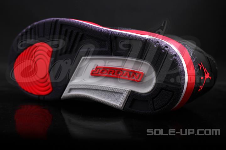 Air Jordan Iii Bright Crimson 01