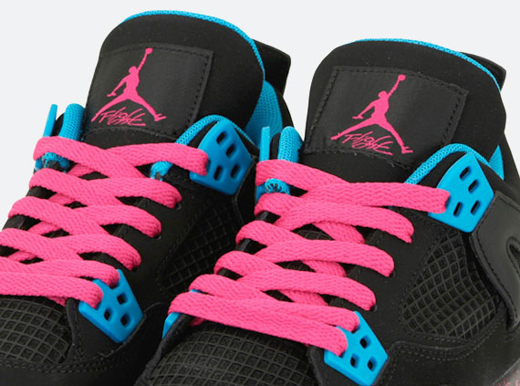 Air Jordan IV GS - Dynamic Blue - Vivid Pink