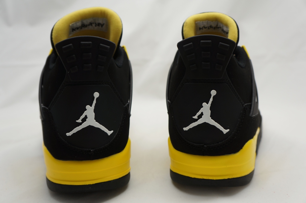 Air Jordan Iv Thunder Release Date Change 04