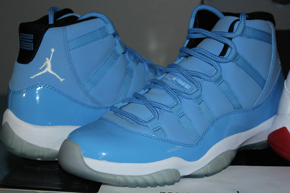 Air Jordan Xi Pantone University Blue White 1