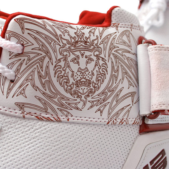 Chamber Of Fear Lebron Ii