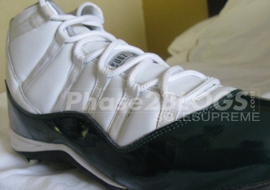 Air Jordan XI – Donovan McNabb PE Cleats