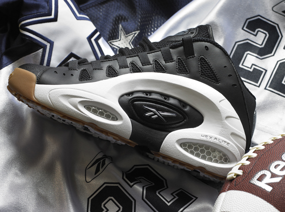 Emmitt Smith Reebok Es22 9