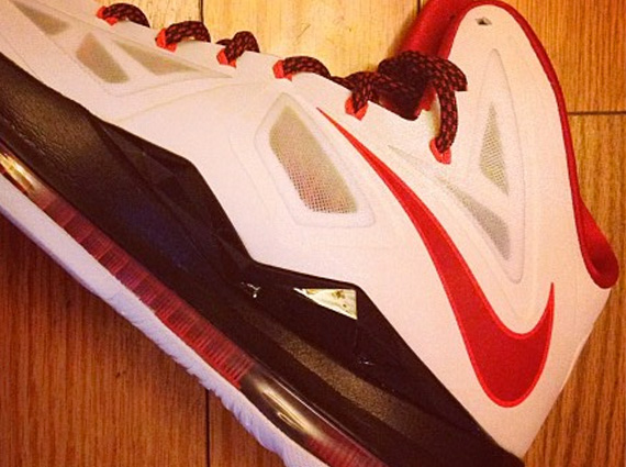 "Home" Nike LeBron X