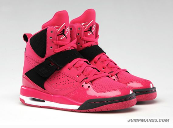 Jordan Brand Holiday 2012 Girls Collection 01