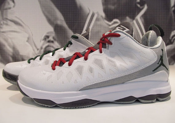 Jordan Cp3.vi Christmas 31